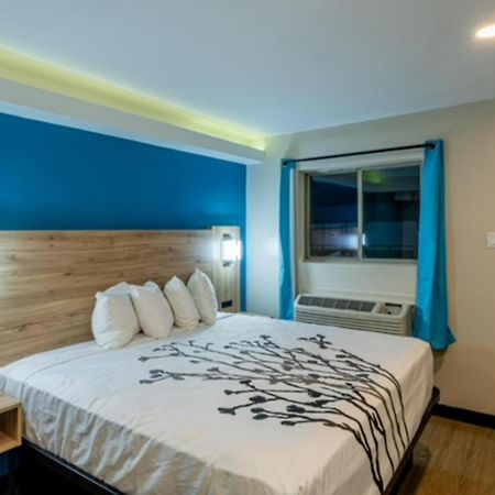 Exclusivo Inn By Oyo Grand Prairie, Tx Extérieur photo
