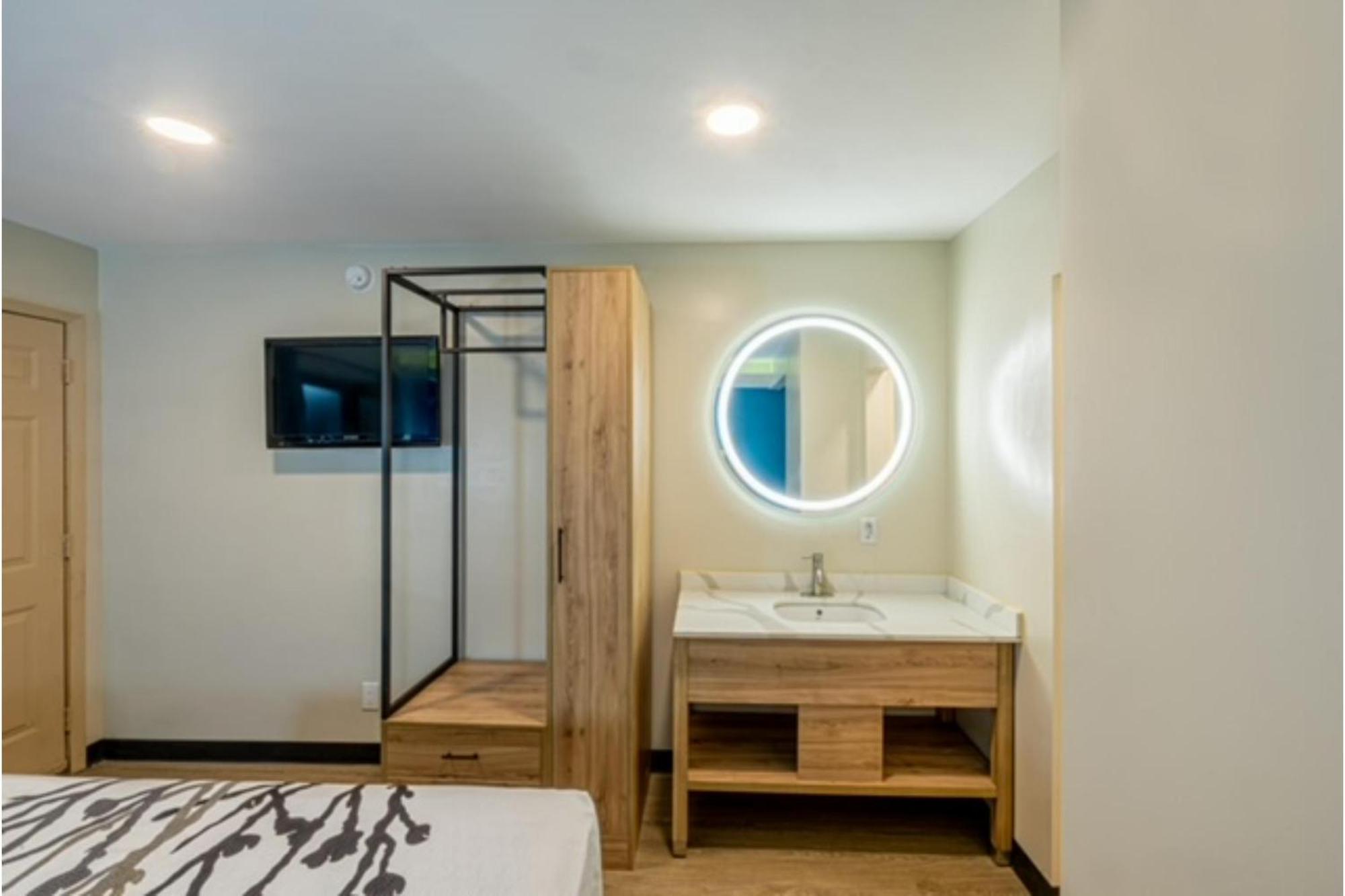 Exclusivo Inn By Oyo Grand Prairie, Tx Extérieur photo